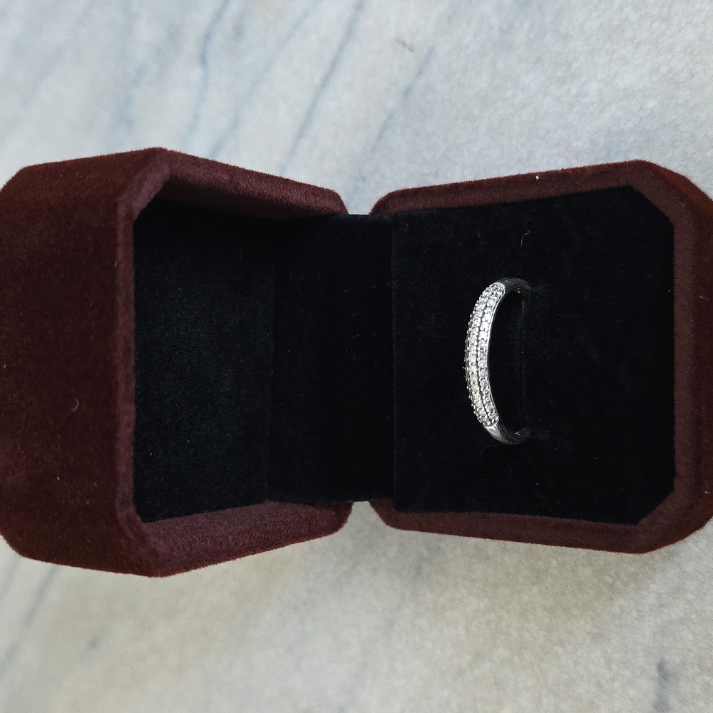 Affinity 0.25 cctw. Diamonds Endless Pave Sterling Silver Ring (QVC)